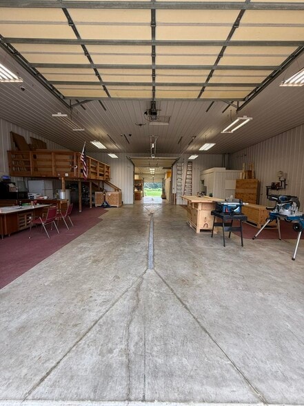 More Photos Of 2414 Batestown Rd, Danville Flex For Sale