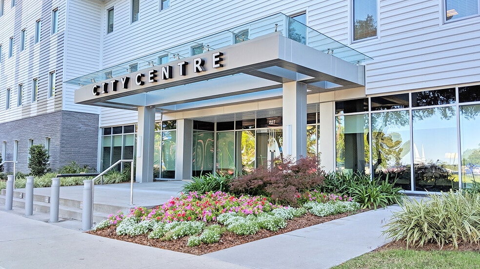 More Photos Of 227 N Bronough St, Tallahassee Office For Lease