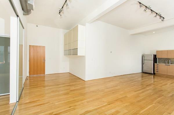 More Photos Of 8 Brooks Ave, Venice Apartments For Lease