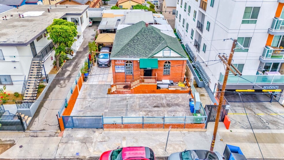 More Photos Of 1025 S Catalina St, Los Angeles Religious Facility For Sale
