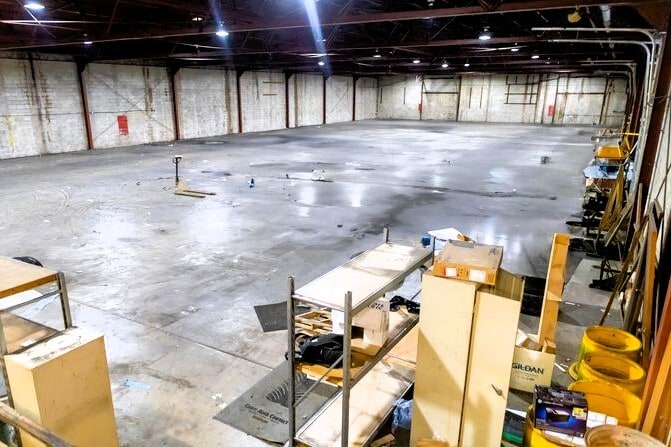 More Photos Of 2575 Dorr St, Toledo Service For Sale