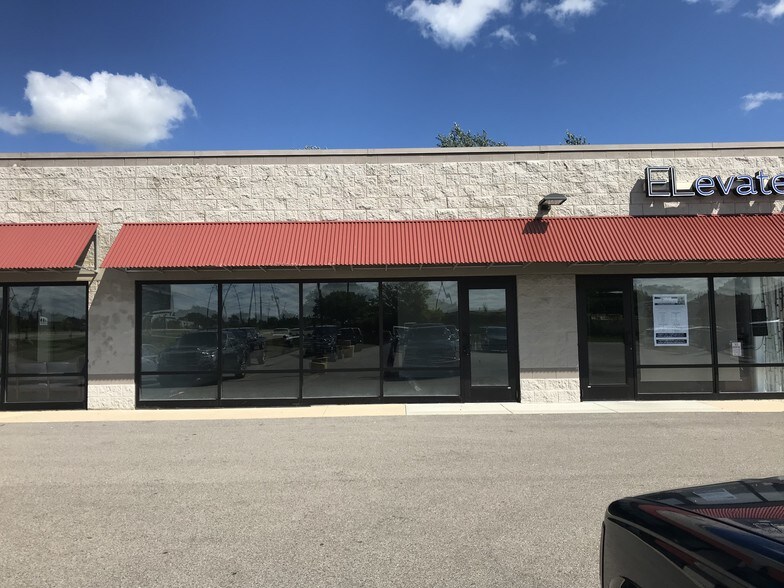 More Photos Of 420 E Il Route 173, Antioch General Retail For Lease