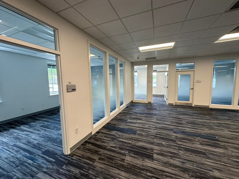 More Photos Of 901 Washington Ave, Portland Office For Lease
