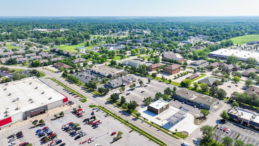 More Photos Of 79 Shenandoah Dr, Lafayette Restaurant For Lease