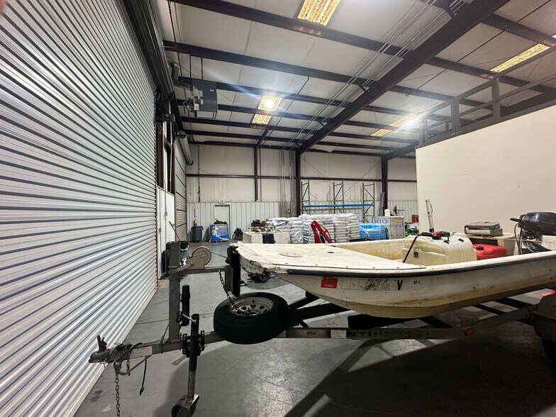 More Photos Of 4485 N Industrial Dr, Cumming Warehouse For Lease