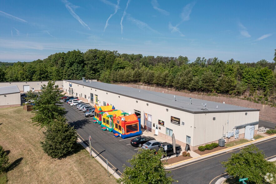 More Photos Of 20 Rawlings Pl, Fredericksburg Warehouse For Lease