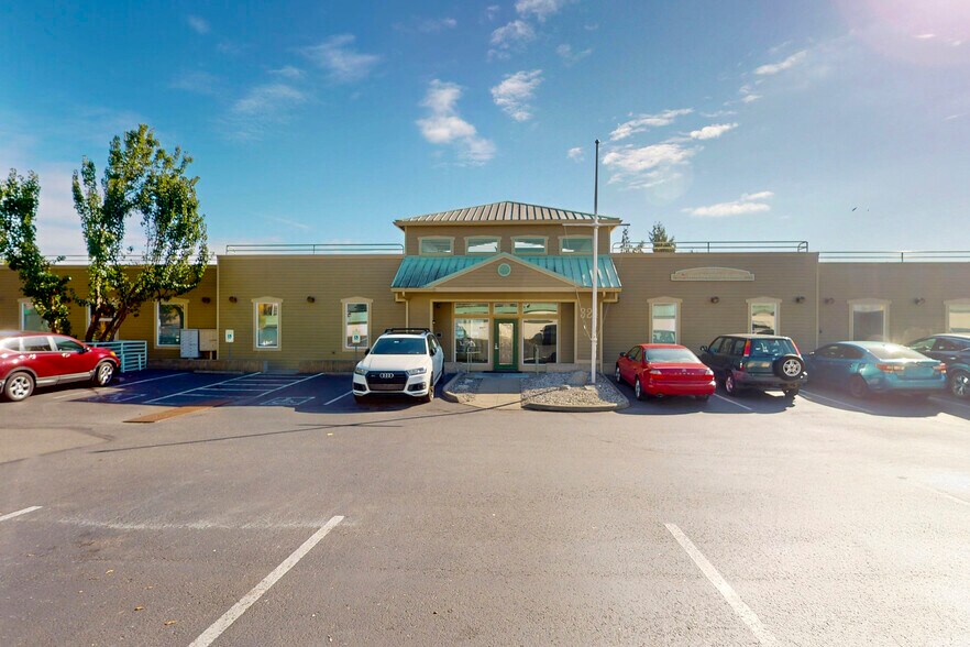More Photos Of 324 W Bay Dr NW, Olympia Medical For Lease