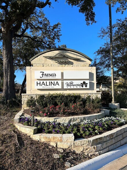 More Photos Of 3600 N Capital of Texas Hwy, Austin General Retail For Lease