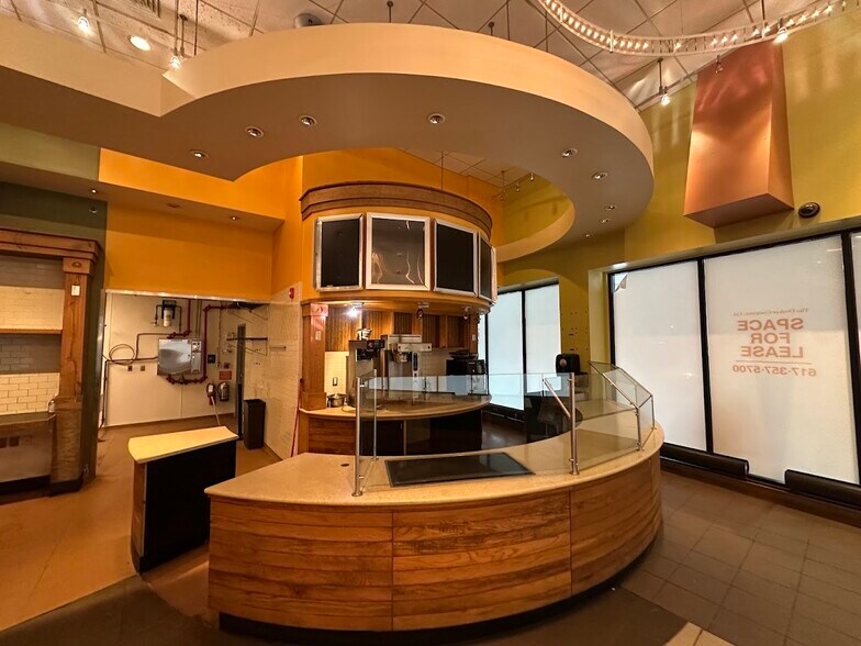More Photos Of 52 Summer St, Boston General Retail For Lease