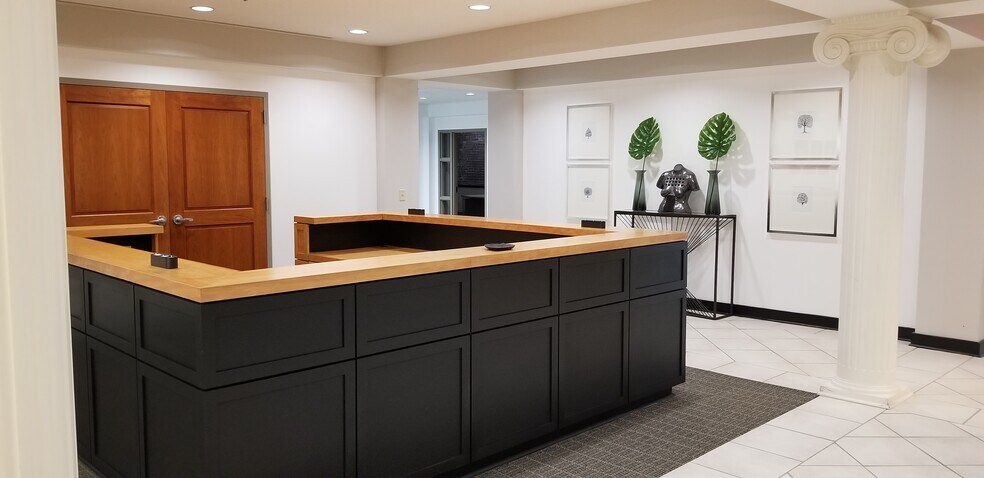 More Photos Of 254 Court Ave, Memphis Office For Sale