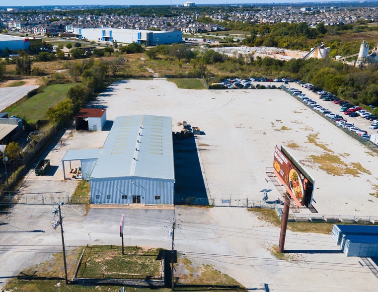 More Photos Of 16336 N I-35, Austin Warehouse For Sale