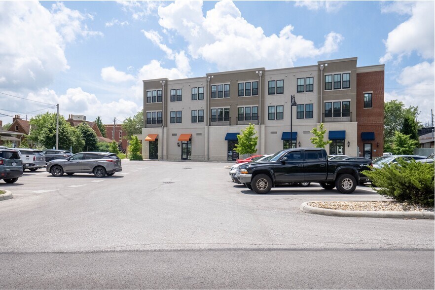 More Photos Of 18 W Waterloo St, Canal Winchester Apartments For Lease