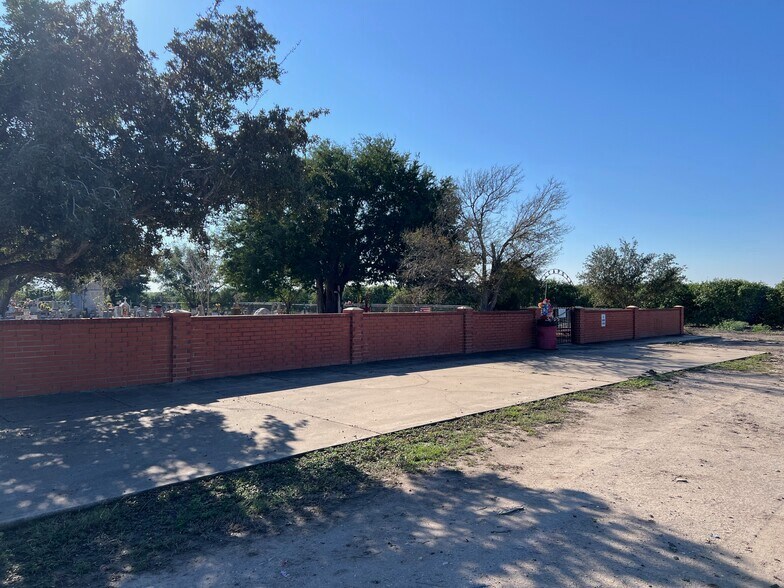 More Photos Of 424.43 Acs on E. Side of Pharr Intl. Bridge, Pharr Land For Sale