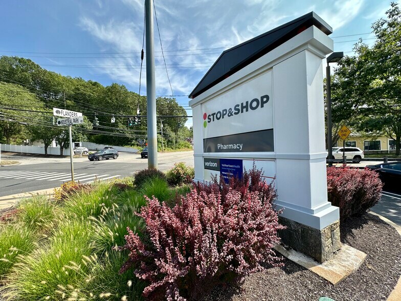 Primary Photo Of 248-250 Flanders Rd, East Lyme Unknown For Lease