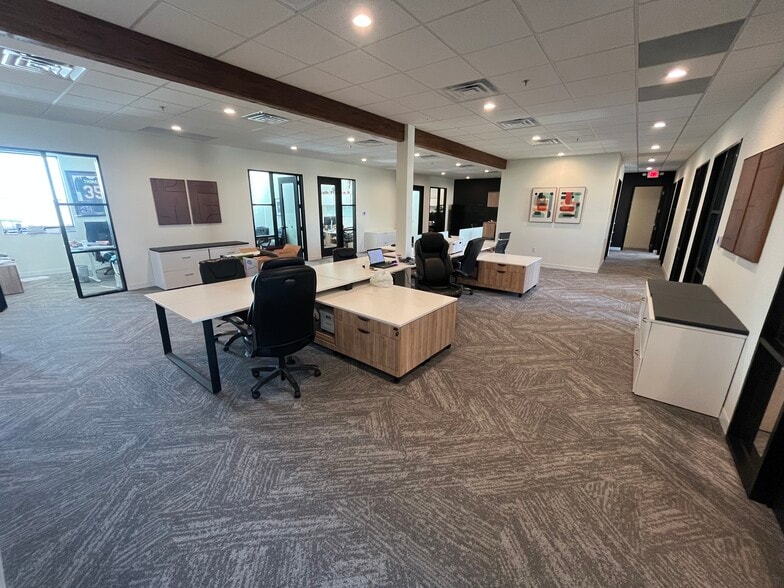 More Photos Of 4317 Marsh Ridge, Carrollton Showroom For Sale