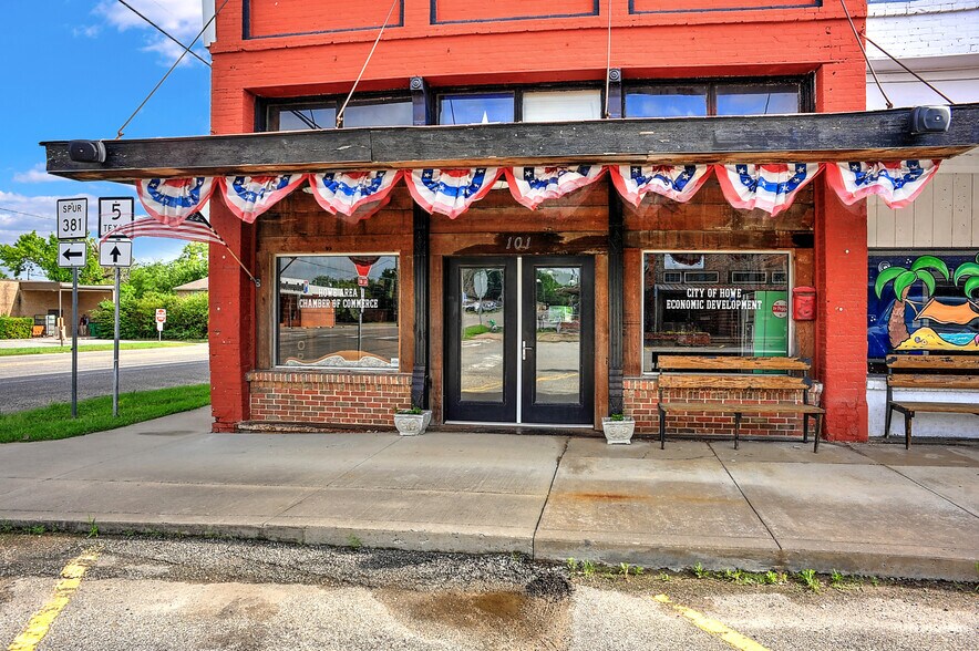Primary Photo Of 101 Haning, Howe Storefront For Sale