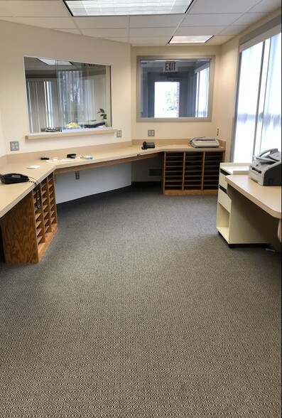 More Photos Of 434 Dunmore St, Throop Medical For Sale