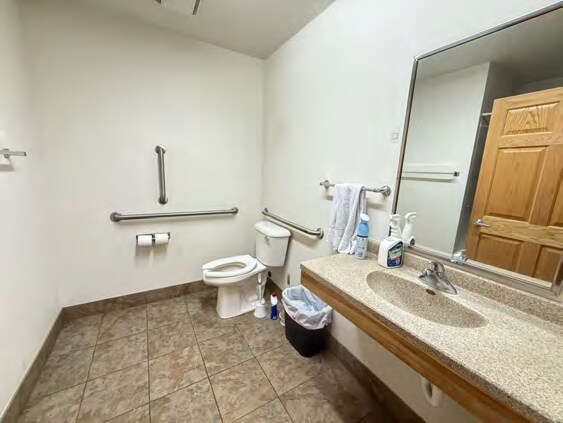 More Photos Of 245 Clarmar Dr, Sun Prairie Flex For Sale