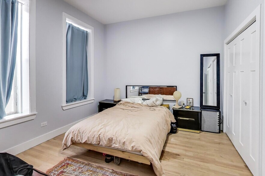 More Photos Of 932 N Richmond St, Chicago Multifamily For Sale