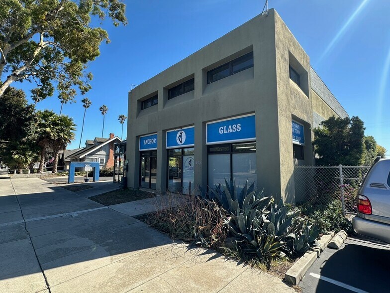 More Photos Of 1450 E Thompson Blvd, Ventura Freestanding For Lease
