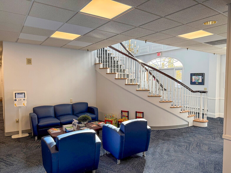 More Photos Of 1 Park St, Norwalk Loft Creative Space For Lease