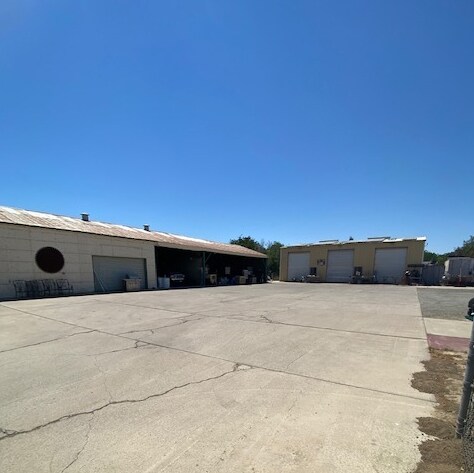 Primary Photo Of 840 W Elm Ave, Coalinga Manufacturing For Sale