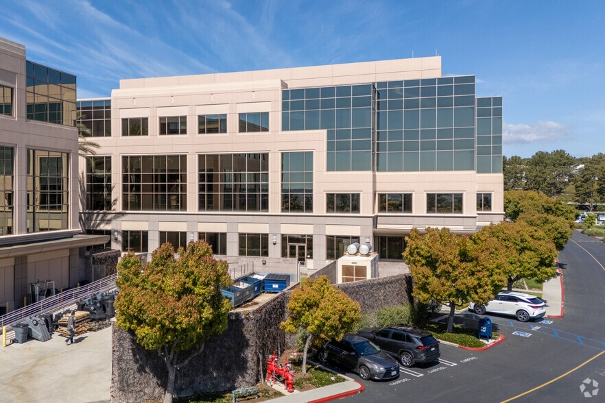 More Photos Of 3 Polaris Way, Aliso Viejo Unknown For Lease