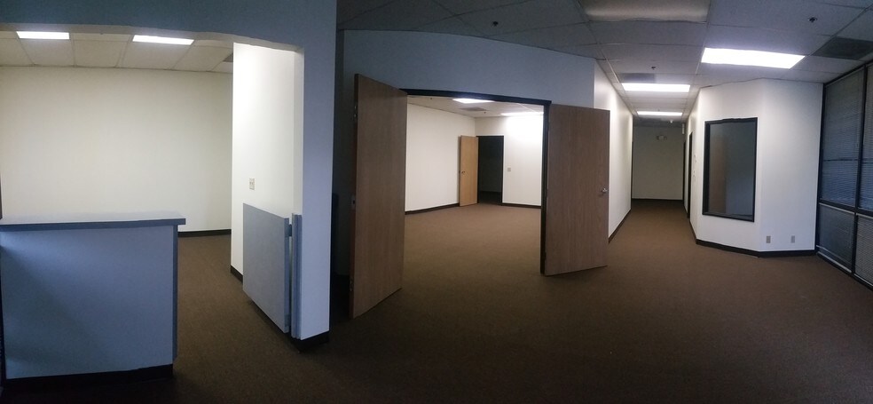 More Photos Of 1425 S Victoria Ct, San Bernardino Research And Development For Lease
