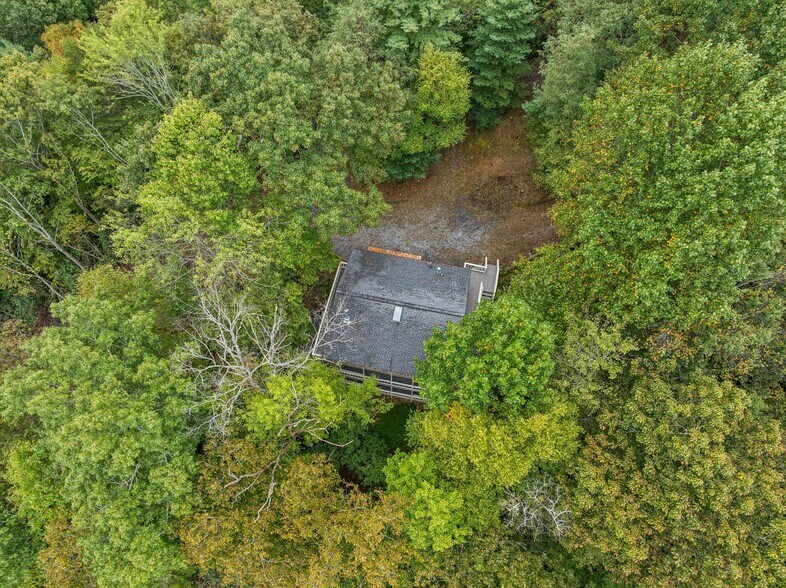 More Photos Of 4113 White Oak Dr, Hiawassee Apartments For Sale