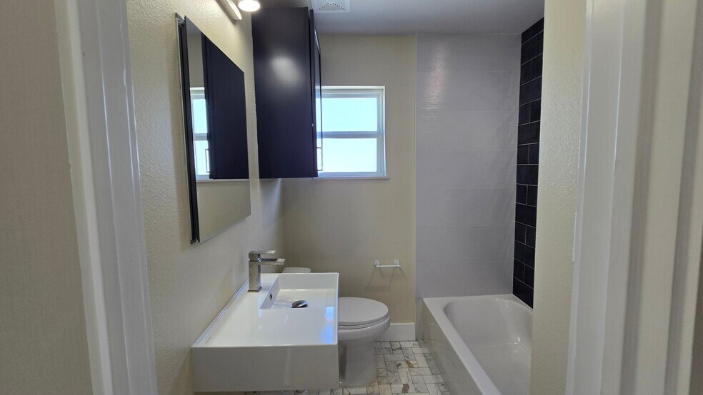 More Photos Of , Houston Multifamily For Sale