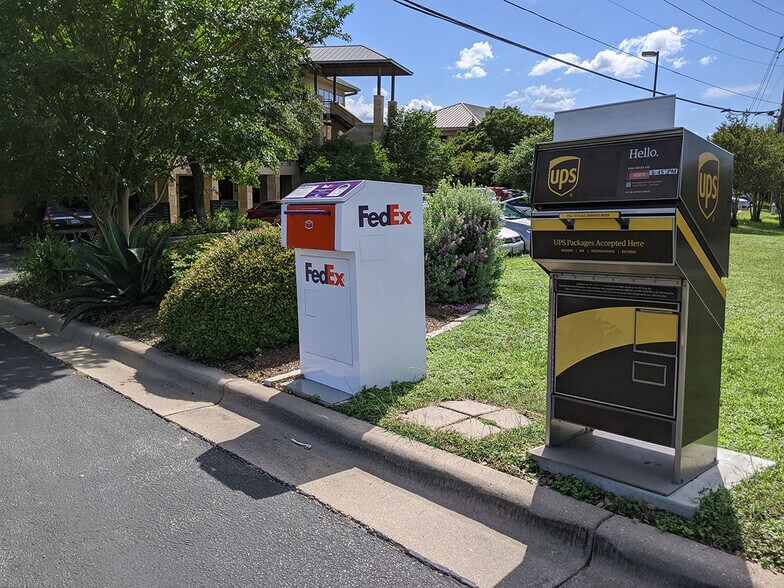 More Photos Of 248 Addie Roy Rd, Austin Office For Lease