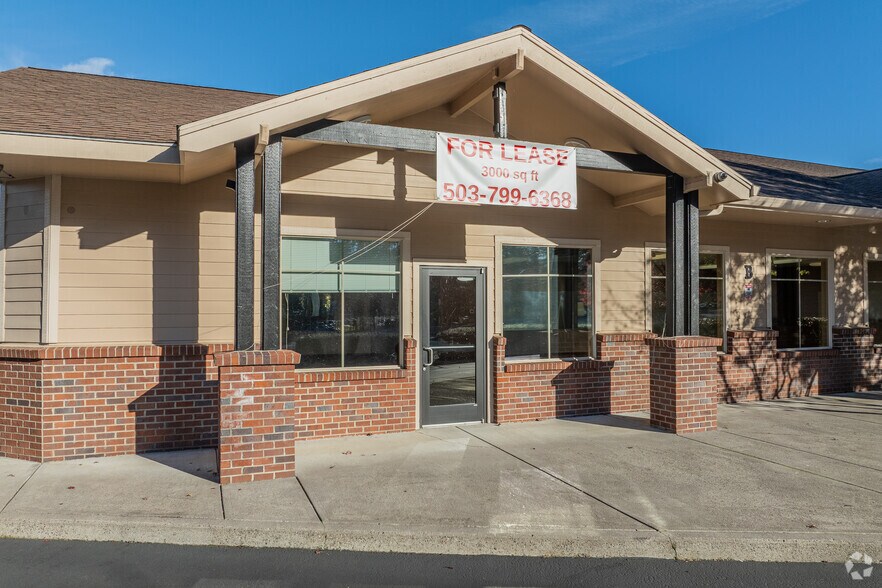 More Photos Of 36645 Hwy 26, Sandy Office For Lease