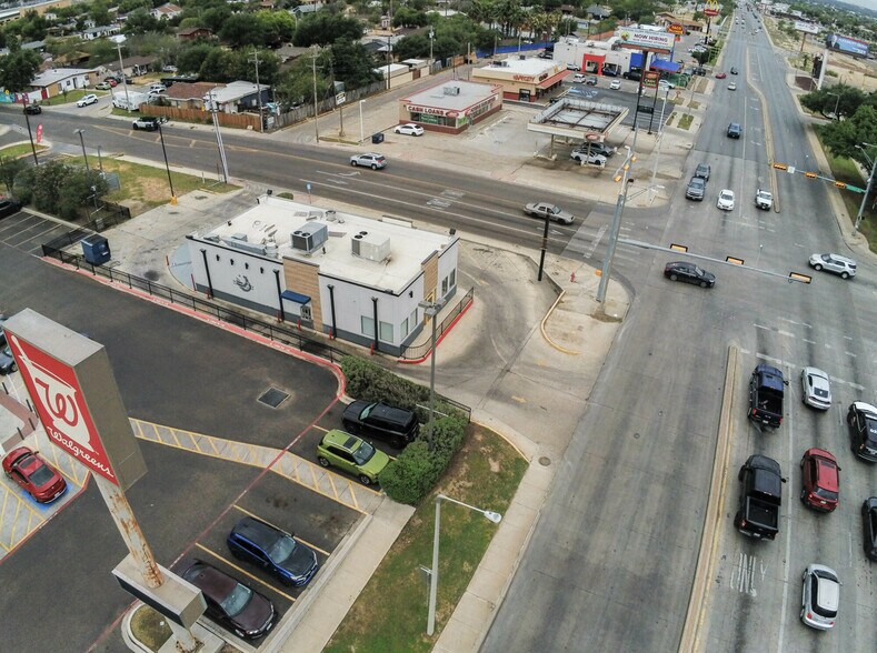 More Photos Of 2201 E Saunders St, Laredo Freestanding For Sale
