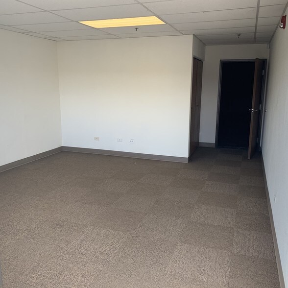 More Photos Of 6260 W 52nd Ave, Arvada Warehouse For Lease