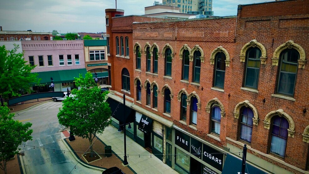 More Photos Of 154-190 N Merchant St, Decatur General Retail For Sale