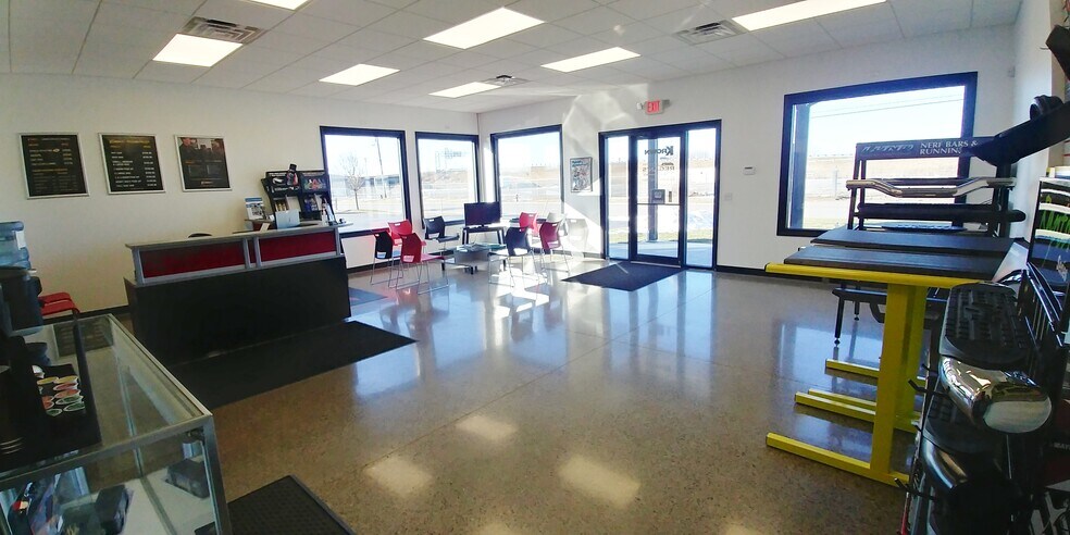 More Photos Of 71 Cooper Ave, Tonawanda Auto Repair For Sale