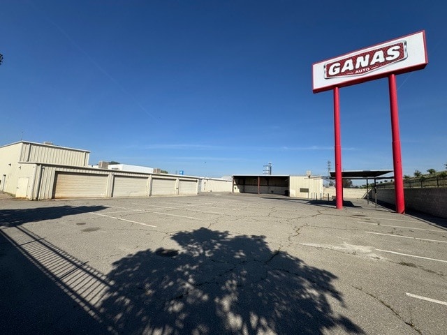 More Photos Of 4608 Rudnick Ct, Bakersfield Auto Dealership For Lease