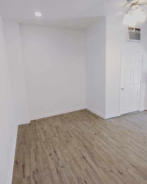 More Photos Of 4359-4363 N 9th St, Philadelphia Storefront Retail Office For Lease