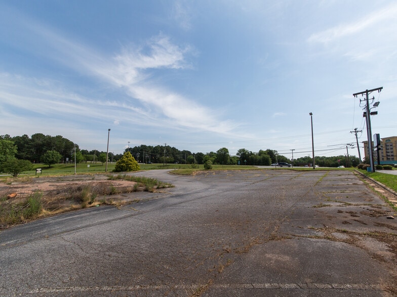 More Photos Of 3362 15th Ave Blvd SE, Conover Land For Lease