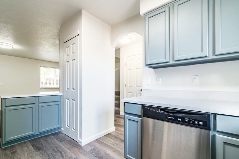 More Photos Of 2447 Roosevelt Blvd, Eugene Apartments For Sale