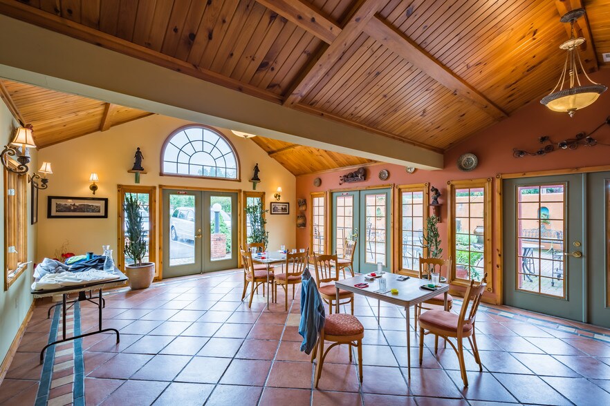 More Photos Of 181 E Brown St, Blairsville Restaurant For Sale