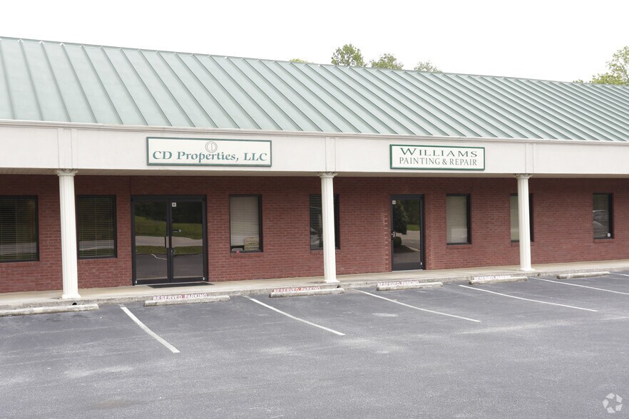 More Photos Of 1080 Us-441-br Hwy, Demorest Office For Lease