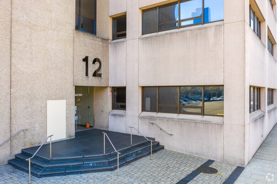 More Photos Of 12 Water St, White Plains Office For Lease