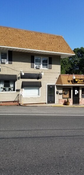 More Photos Of 291 Echo Ave, Sound Beach Storefront Retail Residential For Lease