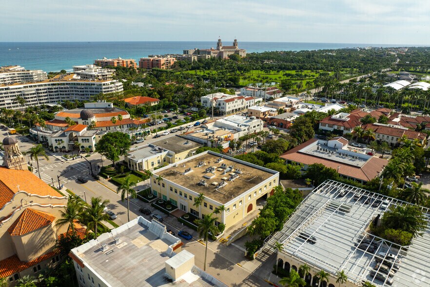 More Photos Of 220 Sunrise Ave, Palm Beach Office For Lease