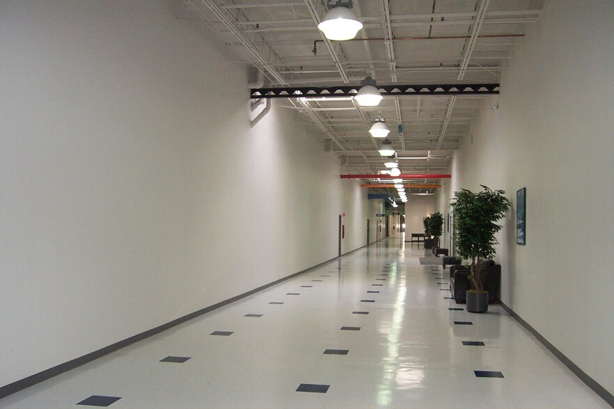 More Photos Of 1180 Seminole Trl, Charlottesville Warehouse For Lease