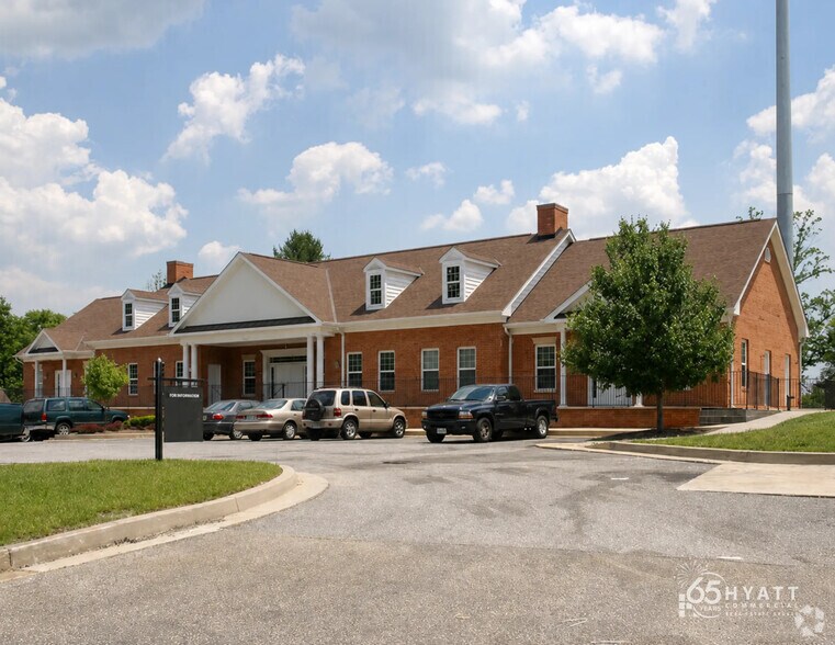 More Photos Of 10260-10268 Baltimore National Pike, Ellicott City Unknown For Lease