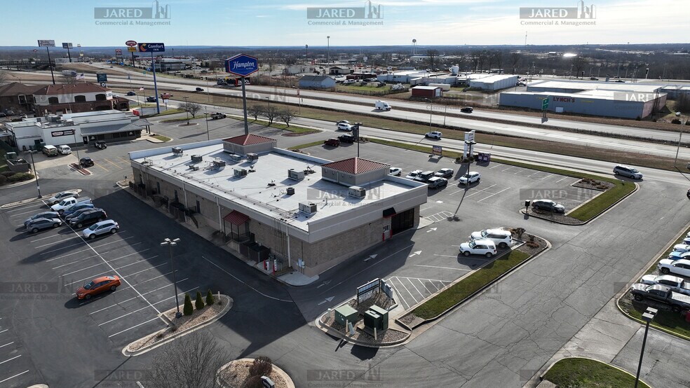 More Photos Of 151 Saint Robert Blvd, Saint Robert Storefront For Lease