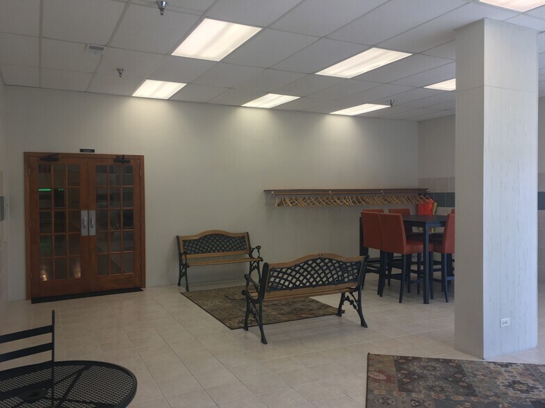 More Photos Of 1307 E Palatine Rd, Arlington Heights Religious Facility For Sale