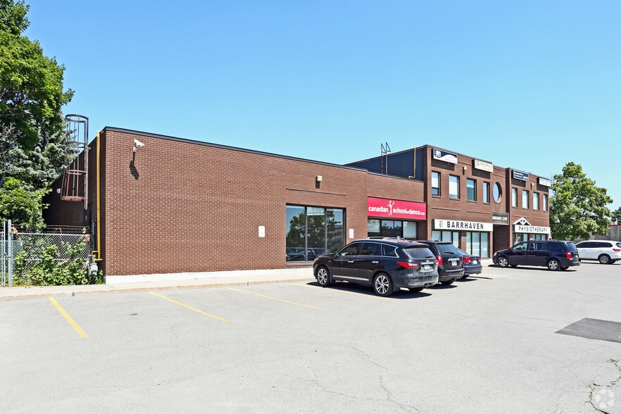 More Photos Of 35 Larkin Dr, Ottawa Office For Lease